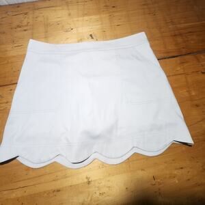 VINEYARD VINES s 14 White 17" Scalloped Hem Skirt Shorts Skorts